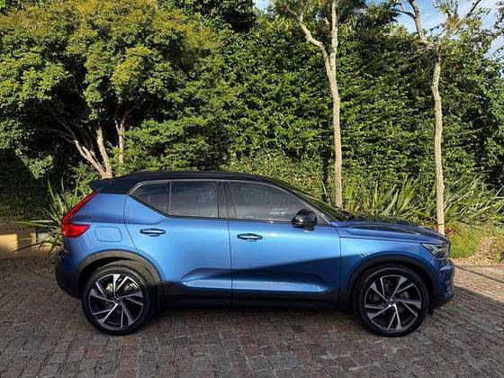 VOLVO XC40 2.0 T5 GASOLINA R-DESIGN AWD GEARTRONIC